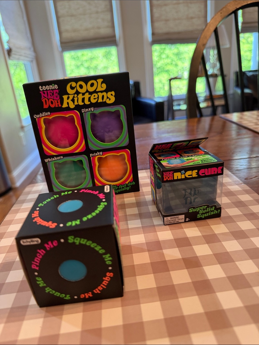 teenie NEE DOH Cool Kittens & Nice Cube Squeeze Toy Blue and Needoh Groovy Glob